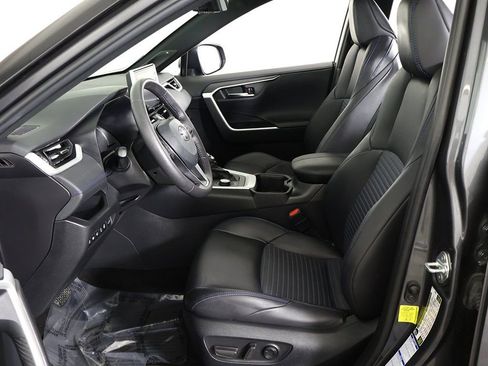 Used 2022 Toyota RAV4 XSE image 32