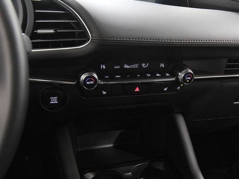 Used 2025 MAZDA MAZDA3 s image 15