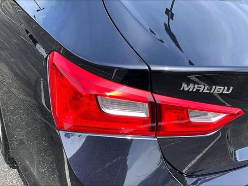 Used 2023 Chevrolet Malibu LT FWD image 23