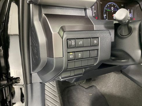 New 2025 Toyota 4Runner SR5 image 11