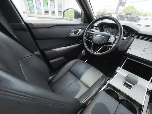 Used 2026 Land Rover Range Rover Velar S AWD/4WD image 41