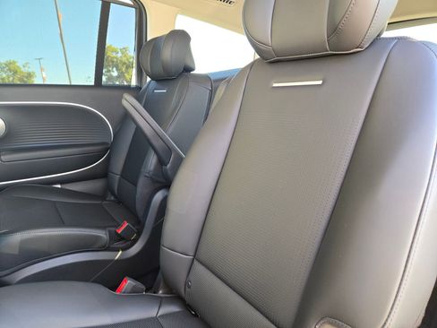 New 2026 Hyundai Ioniq 9 Limited image 11