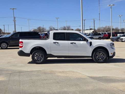 New 2026 Ford Maverick XLT image 7