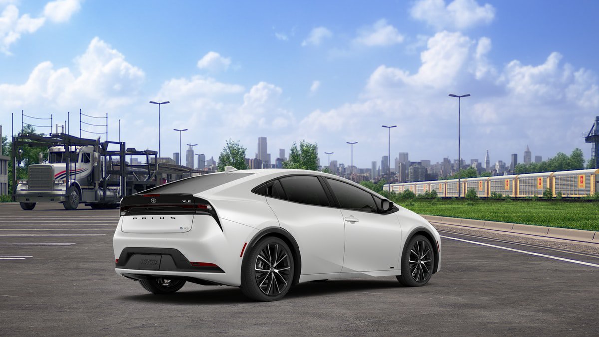 New 2027 Toyota Prius XLE AWD/4WD image 10