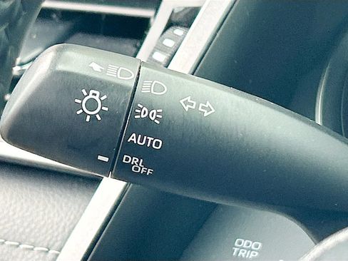 Used 2024 Toyota Camry XSE FWD image 31