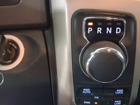 Used 2015 RAM 1500 Big Horn AWD/4WD image 31