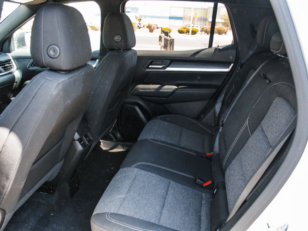 Used 2025 GMC Terrain Elevation AWD/4WD image 21