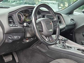 Used 2023 Dodge Challenger SXT RWD video 2