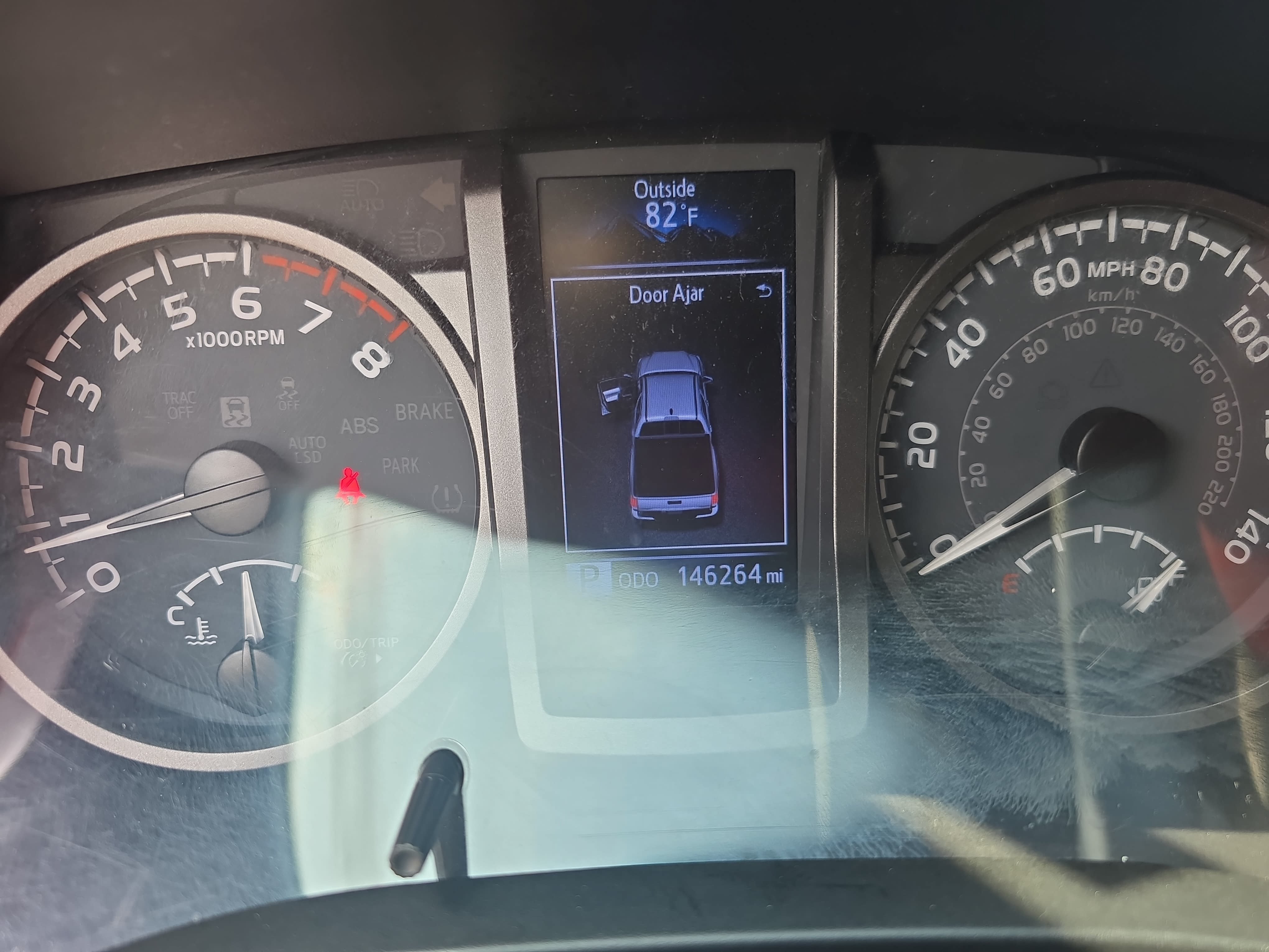 Used 2020 Toyota Tacoma TRD Off-Road AWD/4WD image 17