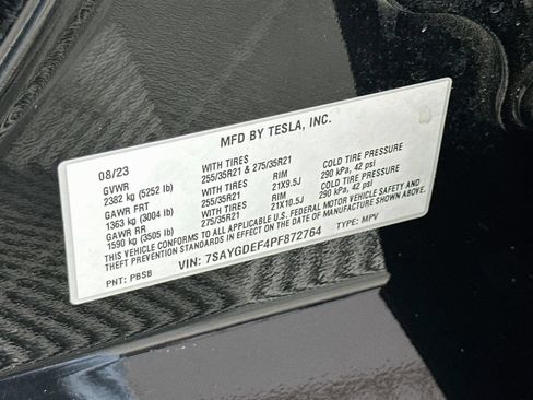 Used 2023 Tesla Model Y Performance AWD/4WD image 32