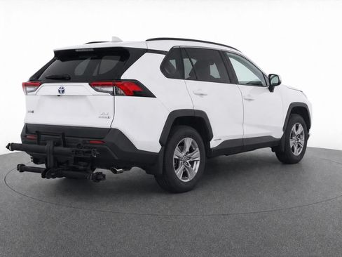 Used 2024 Toyota RAV4 XLE w/ Convenience Package AWD/4WD image 6
