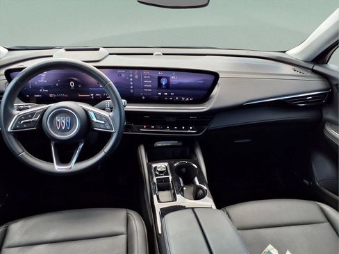 Certified 2025 Buick Envision Preferred AWD/4WD image 17