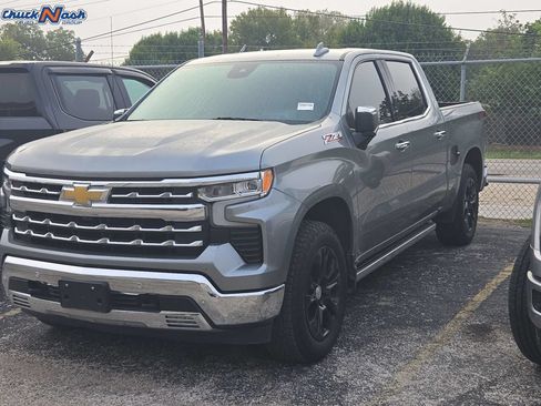 Used 2024 Chevrolet Silverado 1500 LTZ w/ Technology Package AWD/4WD image 3