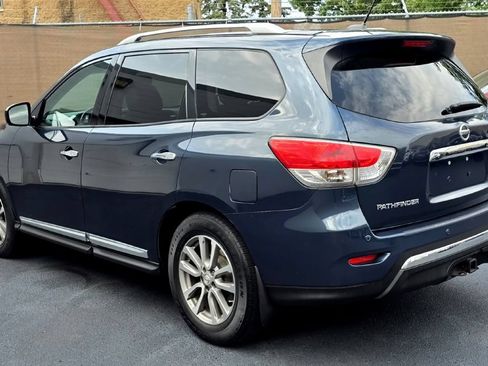 Used 2015 Nissan Pathfinder SL AWD/4WD image 5