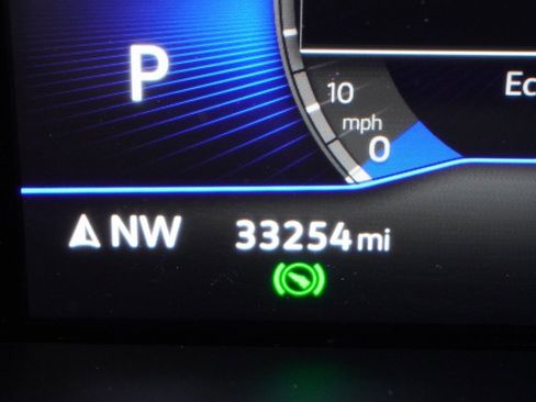 Used 2022 Volkswagen Taos SE image 6