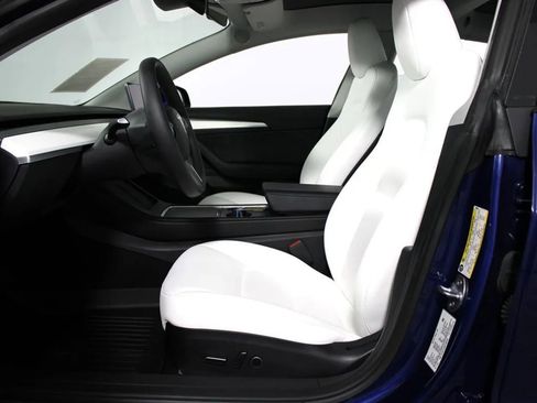 Used 2023 Tesla Model 3 Standard Range RWD image 10