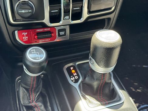 Used 2020 Jeep Wrangler Unlimited Rubicon AWD/4WD image 20