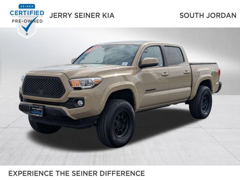 Used 2018 Toyota Tacoma SR5 AWD/4WD image 1