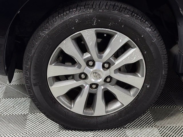 Used 2016 Toyota Sequoia Platinum AWD/4WD image 14