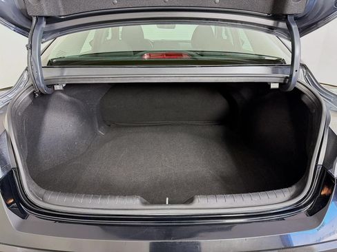 Used 2025 Hyundai Elantra SEL FWD image 46