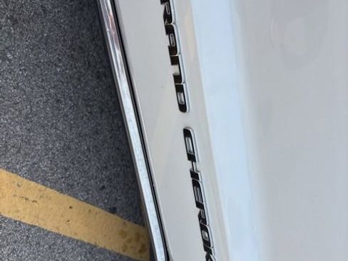 Used 2017 Jeep Grand Cherokee Summit AWD/4WD image 5