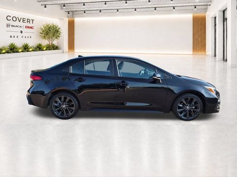 Used 2023 Toyota Corolla SE FWD image 13