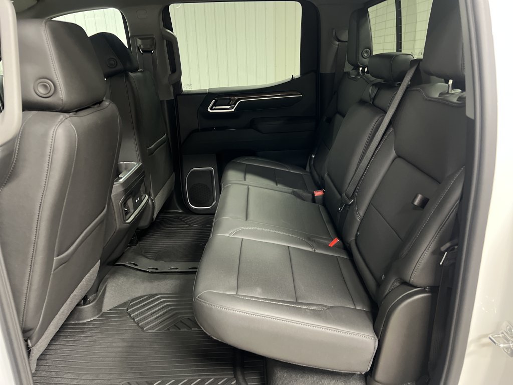 New 2026 Chevrolet Silverado 1500 RST w/ RST All Star Premium Package AWD/4WD image 13