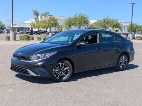 Certified 2024 Kia Forte LXS FWD image 31