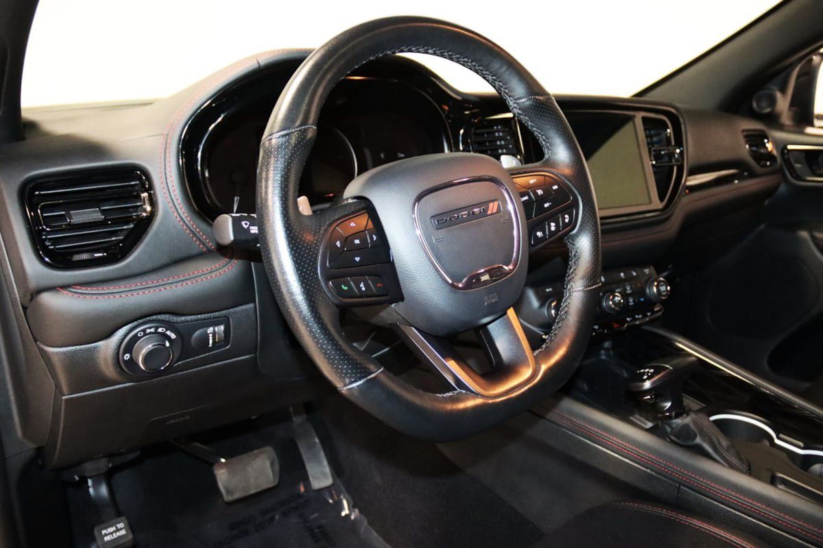 Used 2025 Dodge Durango GT AWD/4WD image 39