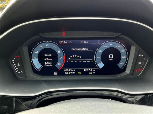 Used 2024 Audi Q3 2.0T Premium image 25