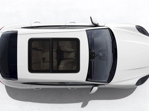 New 2026 Porsche Macan Base image 5