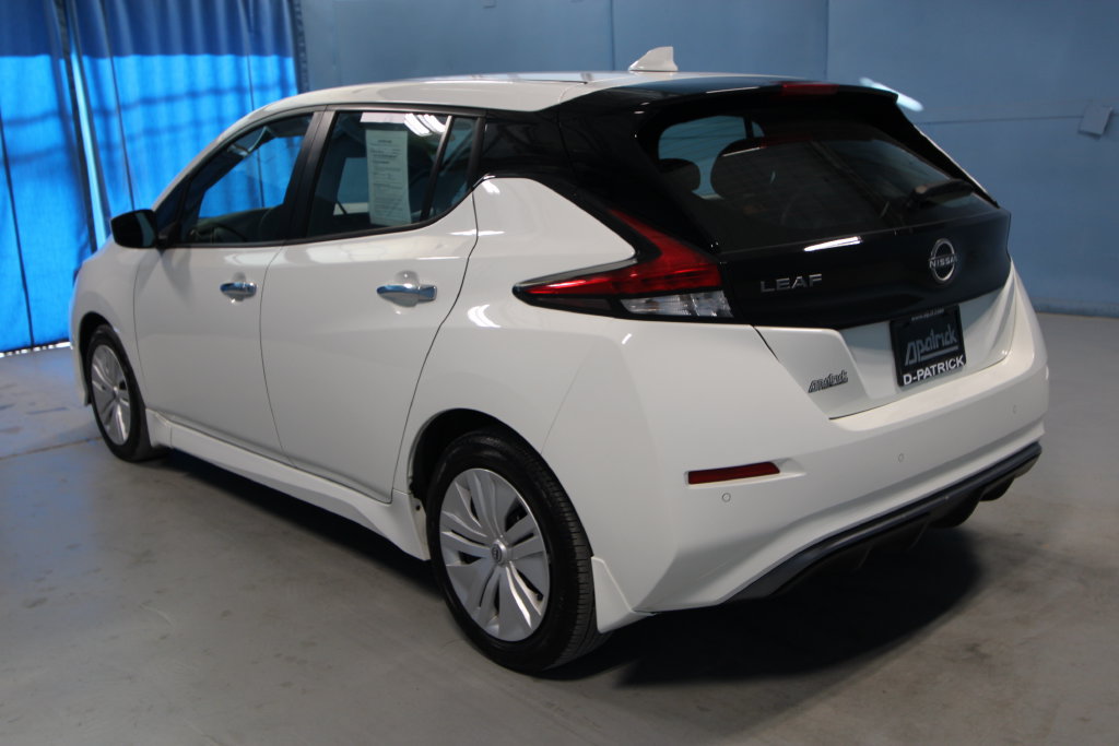 Used 2025 Nissan Leaf S FWD image 26