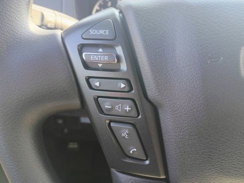 New 2026 Nissan Frontier SV w/ SV Convenience Package image 9