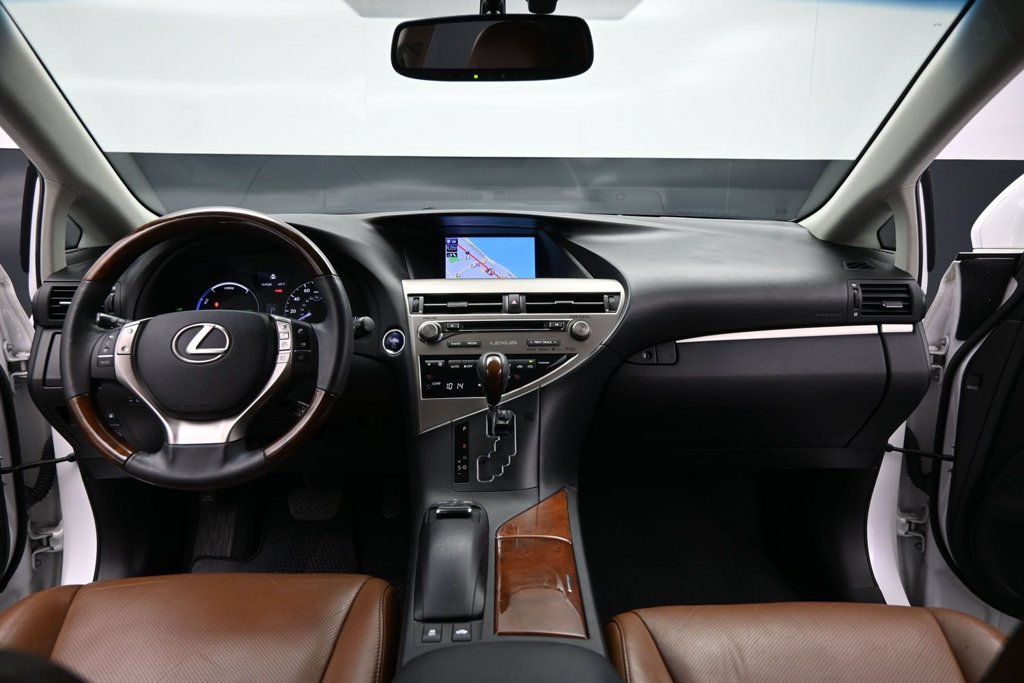 Used 2015 Lexus RX 450h AWD image 23