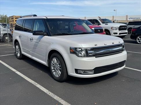 Used 2017 Ford Flex SEL w/ Equipment Group 202A image 1