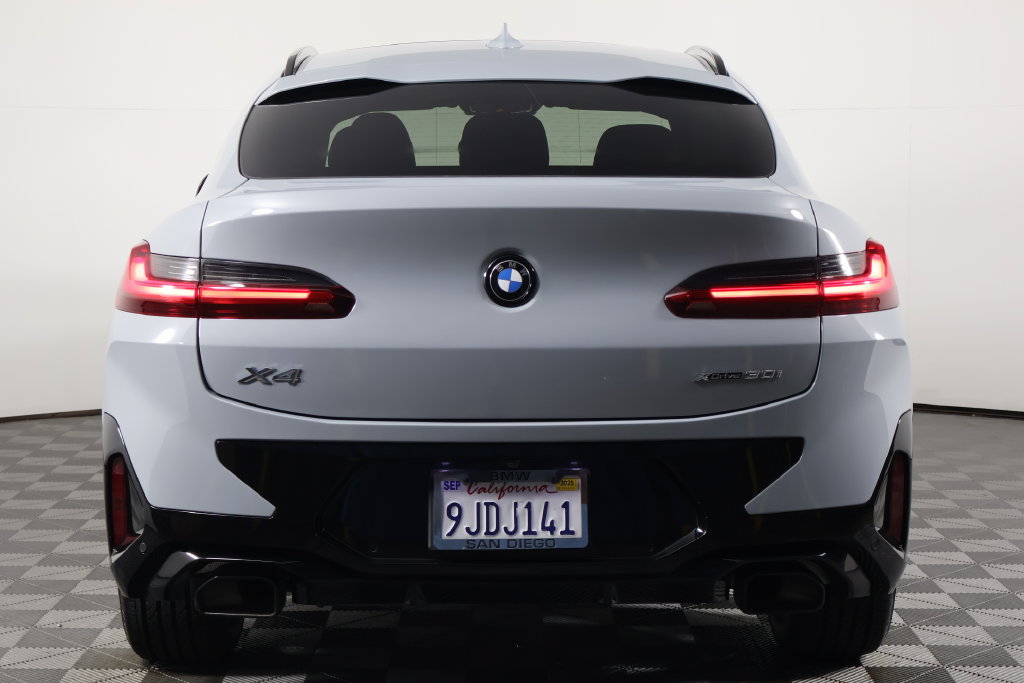 Used 2024 BMW X4 xDrive30i w/ Premium Package AWD/4WD image 5