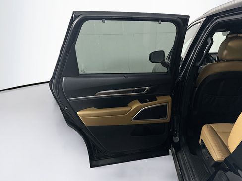 Used 2020 Kia Telluride SX w/ Towing Package image 28