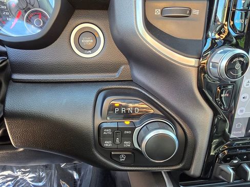 Used 2023 RAM 1500 Big Horn image 33