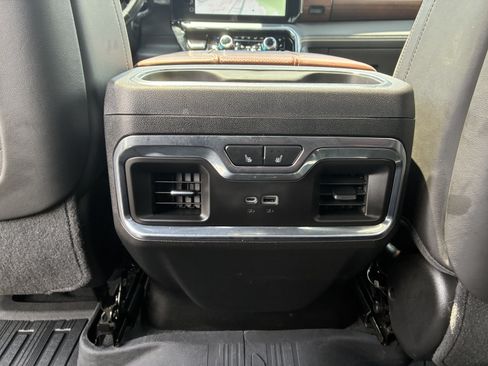 Used 2024 GMC Sierra 2500 Denali Ultimate w/ Max Trailering Package AWD/4WD image 18