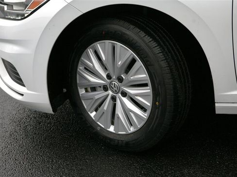 Used 2019 Volkswagen Jetta S FWD image 3