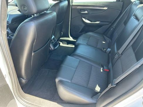 Used 2019 Chevrolet Impala LT image 9