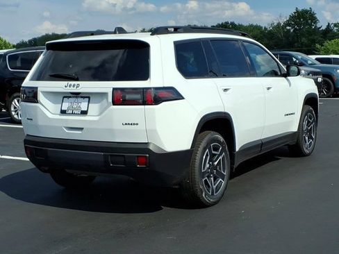 New 2026 Jeep Cherokee Laredo AWD/4WD image 17