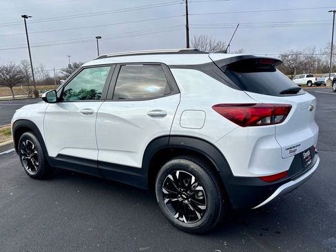 Used 2023 Chevrolet TrailBlazer LT w/ Convenience Package image 5