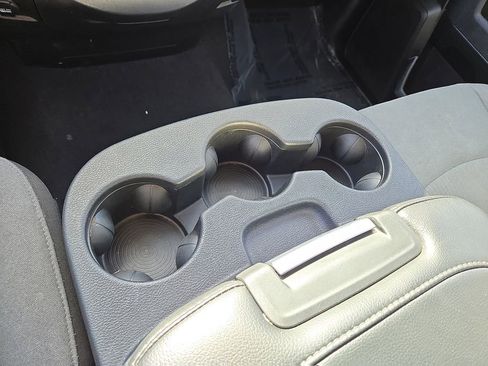 Used 2024 RAM 1500 Classic SLT image 30