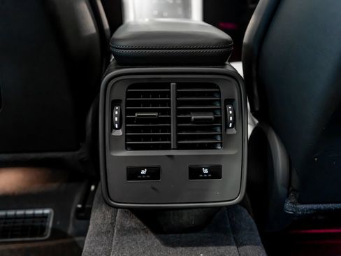 Certified 2025 Porsche Taycan Turbo GT AWD/4WD image 28
