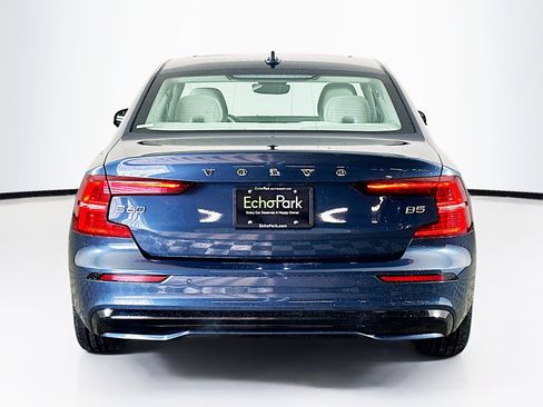 Used 2024 Volvo S60 B5 Core image 7