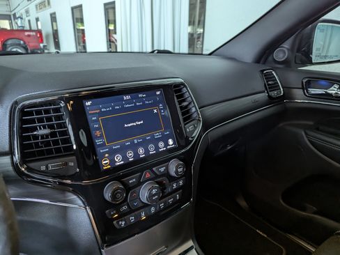 Used 2021 Jeep Grand Cherokee Limited w/ Quick Order Package 28K 80th image 16