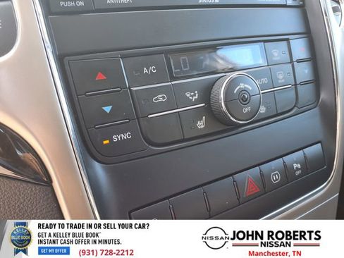Used 2012 Jeep Grand Cherokee Laredo image 23