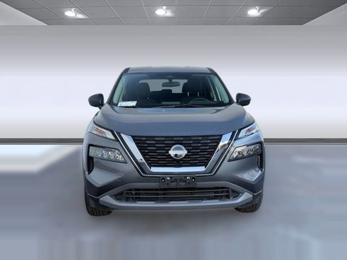 Used 2023 Nissan Rogue S image 5