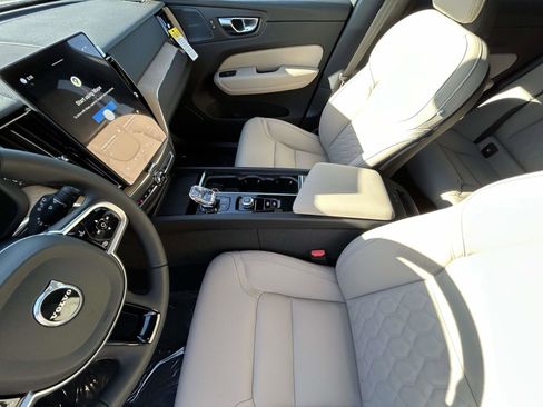 New 2026 Volvo XC60 B5 Plus w/ Protection Package Premier image 10